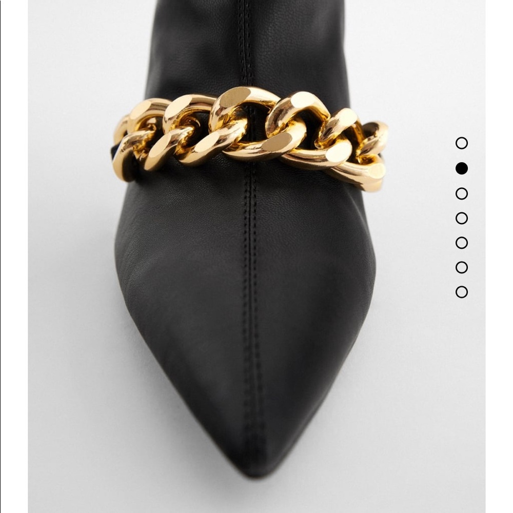 ZARA BLOGGERS FAVORITE BOOTS - Picture 4 of 13